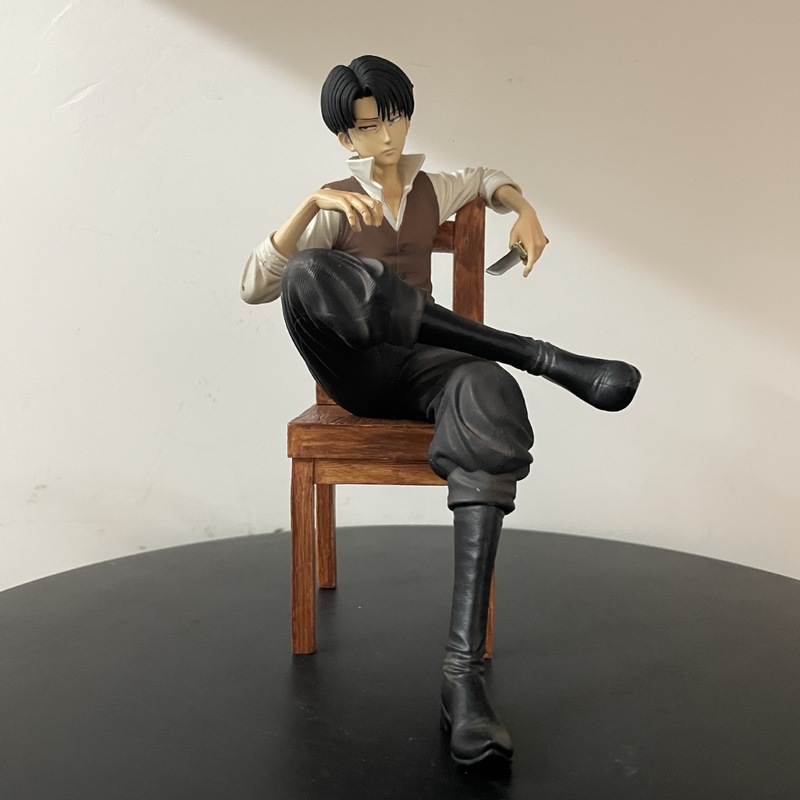 Attack On Titan Levi Ackerman  - огляд і ціна Anime Merchandise Box